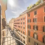 La Finestra Sui Palazzi Di Roma Apartment