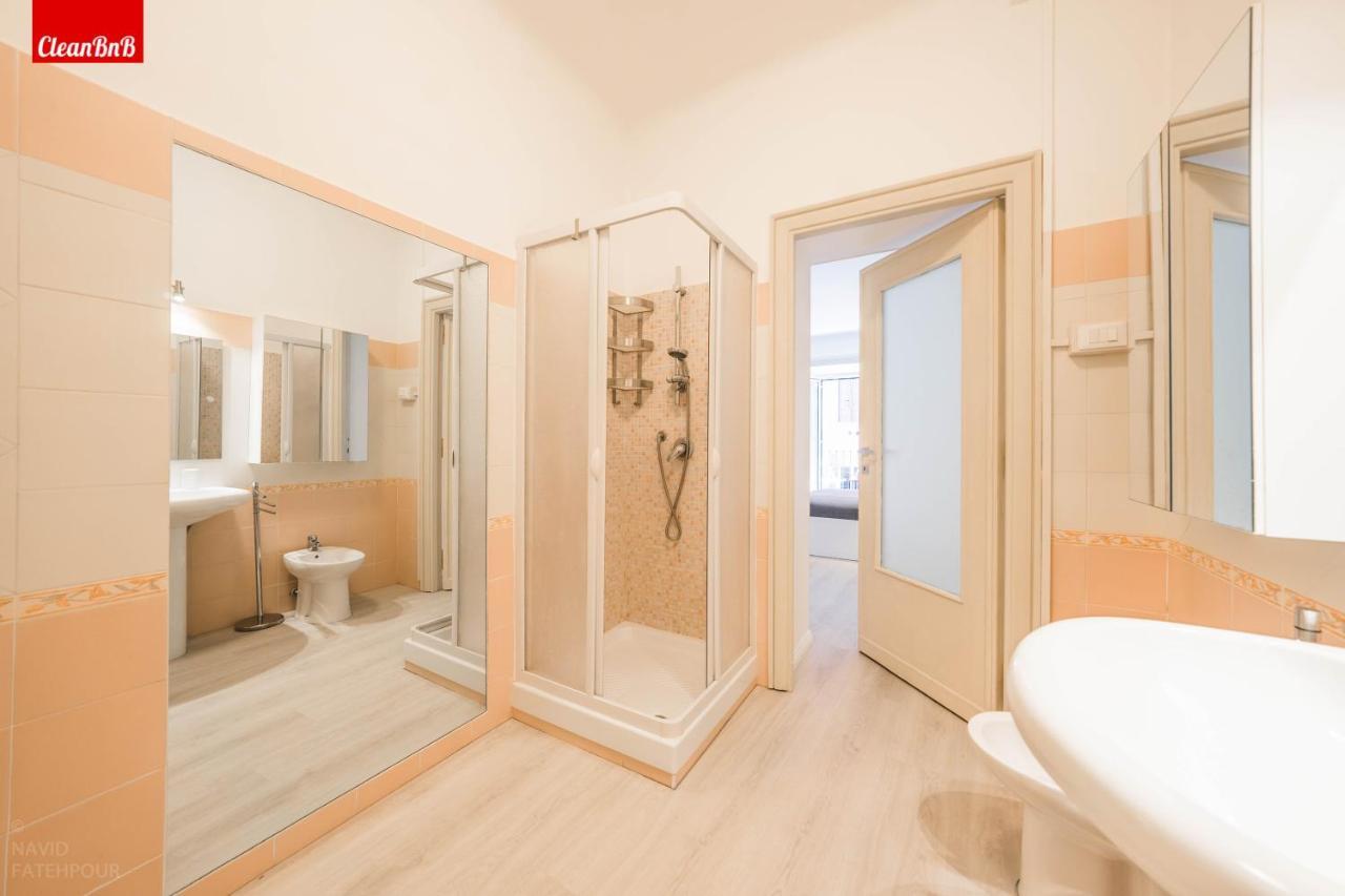 La Finestra Sui Palazzi Di *